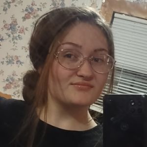 Meet your Posher, Lexi